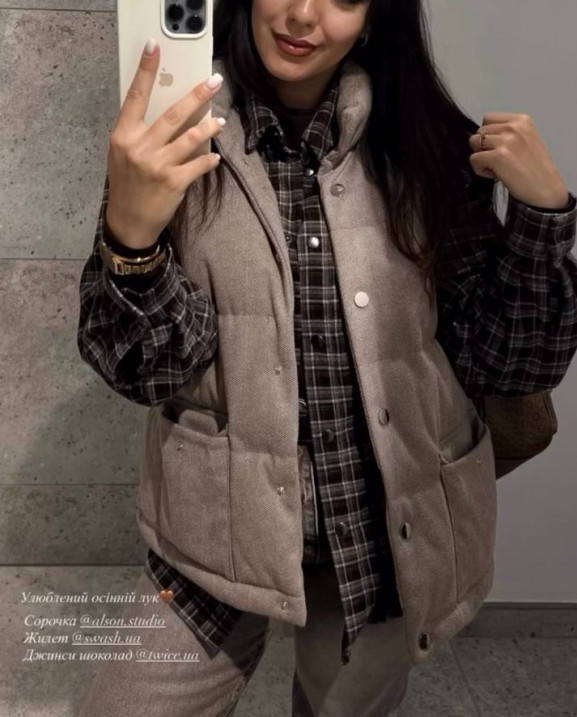 17/1 Жилетка пухова кашемірова на кнопках